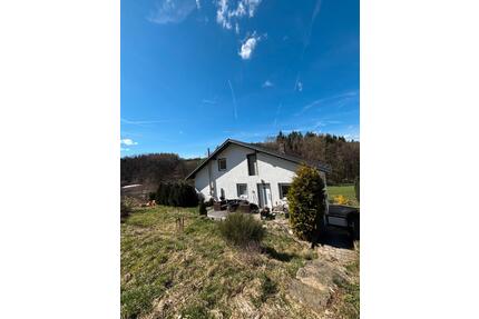 3 Zimmer Wohnung ab 1. Juni zu vermieten - Schorndorf