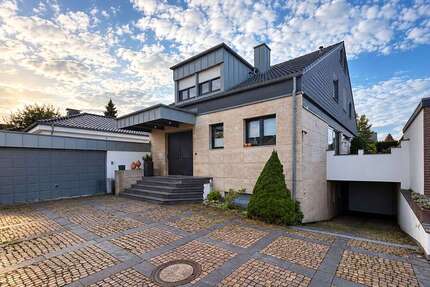 Haus zum Kaufen in Hennef 795.000,00 € 300 m²
