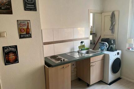 2 Zimmer Wohnung möbeliert+ Einbauküche - Schweinfurt Gartenstadt