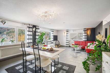 Wohnung zum Kaufen in Schopfheim 395.000,00 € 128.57 m²