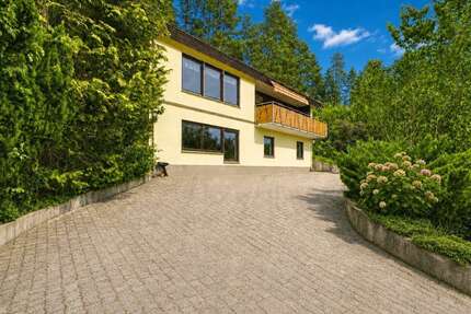 Haus zum Kaufen in Zimmern o.R. 379.000,00 € 299 m²