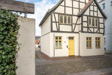 günstige 1-Raum-Wohnung in zentraler Lage! - Güstrow