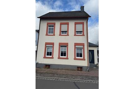 Haus zur Miete - 999,00&nbsp;EUR Kaltmiete, ca.&nbsp; 100,00&nbsp;m&sup2; in Osann-Monzel (PLZ: 54518)