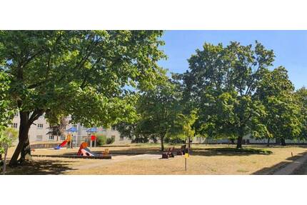 Investment für die Zukunft - Ruhig im grünen Gertrudenhof - 1,5 Zimmer - Berlin Alt-Hohenschönhausen