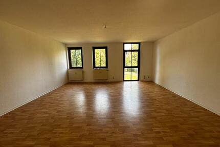 Schöner Wohnen | 2-Zimmer Küche Bad | Miete | Blick ins Grüne - Rötha