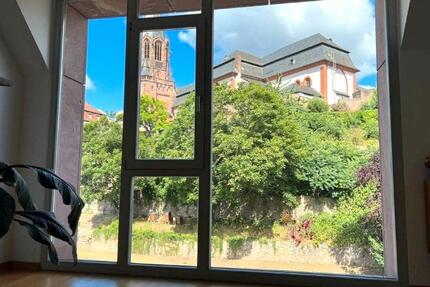 Penthouse-Feeling im Zentrum: 3 Zimmer, 2 Balkone, hell - Aschaffenburg Österreicher Kolonie