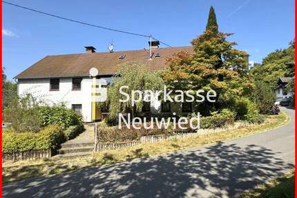 Haus zum Kaufen in Steimel 229.000,00 € 215 m²