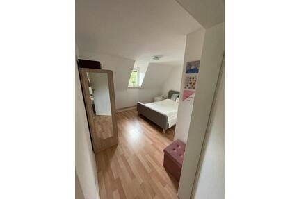 Helle Zwei Zimmer Wohnung mit Gartennutzung ab 01.07 - Bad Arolsen