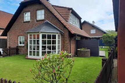 Einfamilienhaus in Meinersen Ortsmitte opt. 2 Mietparteien EG|OG