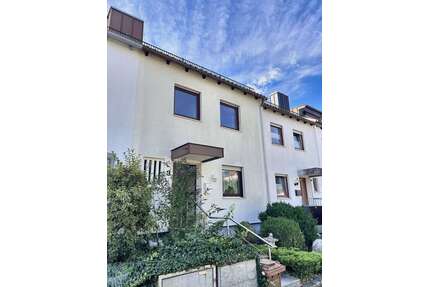 Haus zum Mieten in Oberschleißheim 2.100,00 € 115 m²