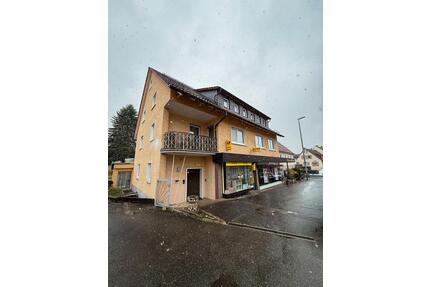 Attraktives Mehrfamilienhaus in Engelsbrand