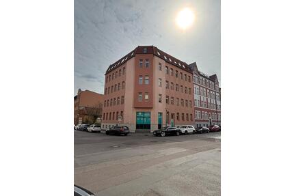 Helle 2-Raum-Wohnung im Medizinerviertel Halle – Ideal für Studierende & Paare - Halle (Saale) Büschdorf