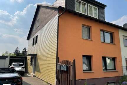 Haus zum Kaufen in Langenfeld 759.000,00 € 250 m²
