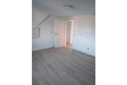 Schöne Wohnung zum vermieten - 550,00&nbsp;EUR Kaltmiete, ca.&nbsp; 75,00&nbsp;m&sup2; in Riegelsberg (PLZ: 66292)