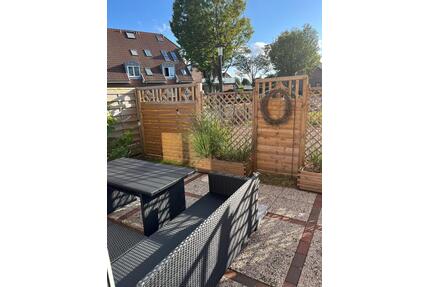 2,5 Erdgeschoss-Wohnung Nähe WKK mit Terrasse und Garten - Heide