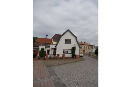 Haus zum Kaufen in Roßleben-Wiehe 145.000,00 € 115 m²