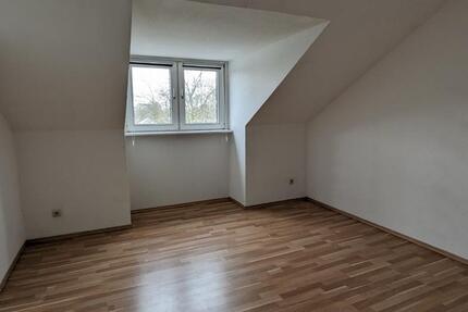 WILLKOMMEN! Top sanierte Singlewohnung! Garten! PKW-Stellplatz - Duisburg Huckingen