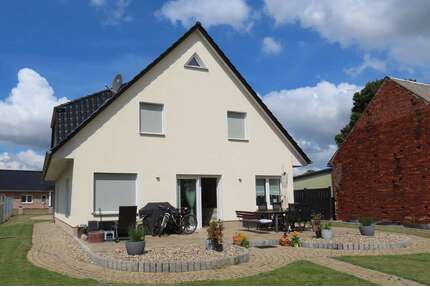 Haus zum Kaufen in Salzwedel OT Riebau 450.000,00 € 203 m²