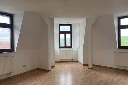 Wohnung zum Mieten in Plauen 430,00 € 81.13 m²
