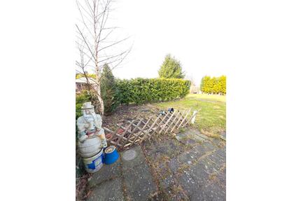 Pachtgarten abzugeben - 2.000,00&nbsp;EUR Kaltmiete, ca.&nbsp; 0,00&nbsp;m&sup2; in Neumünster (PLZ: 24534)