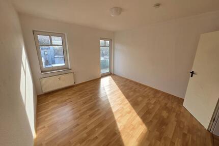 3-Zimmer-Wohnung, renoviert, B-Schein Pflicht mit Balkon 01.03.26 - Bremerhaven Lehe