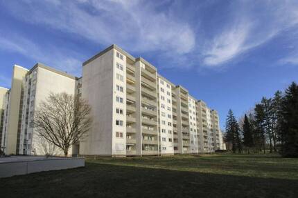 Attraktive 3-Zimmer-Wohnung mit zwei Balkonen in Puchheim - Vermietet