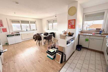 Attraktive 2-Zi.-Whg. mit TG-Stellplatz nahe Fürther Stadtpark