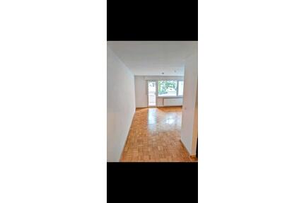 Helle 1-Zimmerwohnung, 39qm, inkl. Küche und Waschmaschine - Frankenthal (Pfalz)