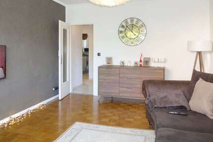 Wohnung zum Kaufen in Frankfurt 330.000,00 € 52 m²