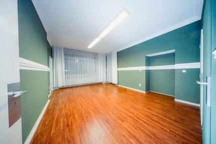 Einzigartige Gelegenheit: Büro-Praxisräume in der historischen Wilhelmstraße in Dillenburg!