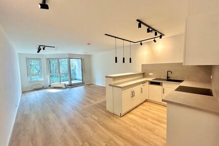 2-Zimmer-Wohnung mit Terrasse & TG-Stellplätzen - Altstadt-Nähe - Leonberg