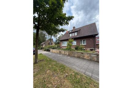 2 Familienhaus - 445.000,00&nbsp;EUR Kaufpreis, ca.&nbsp; 250,00&nbsp;m&sup2; in Rheine (PLZ: 48429) Altenrheine