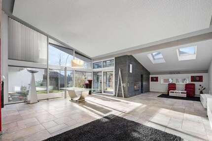 Haus zum Kaufen in Vöhringen 869.000,00 € 289 m²