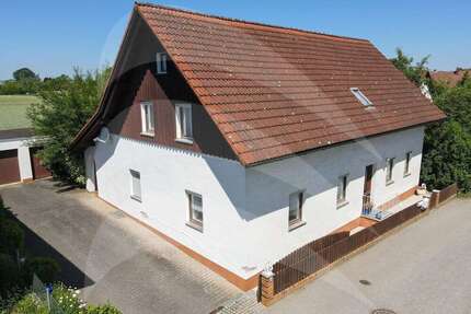 Haus zum Kaufen in Mallersdorf-Pfaffenberg 249.000,00 € 140 m²