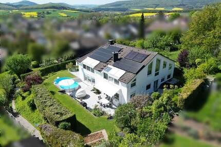 Haus zum Kaufen in Marburg Michelbach 929.000,00 € 280 m² - Marburg / Michelbach