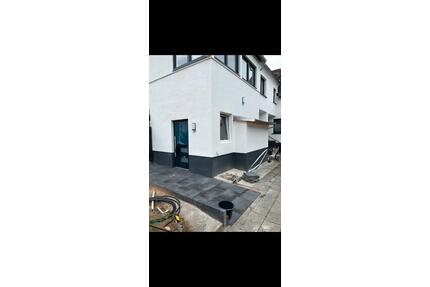 Wohnung 1 Z Wohnung komplett saniert inkl. Einbauküche, Terrasse - Hochheim am Main