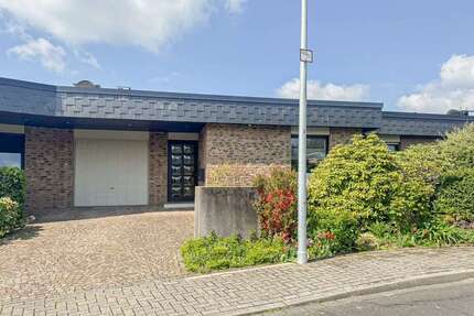 Haus zum Kaufen in Erkrath 588.000,00 € 165 m²