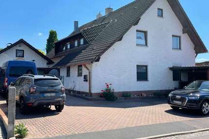 Haus zum Kaufen in Burglengenfeld 360.000,00 € 234 m²