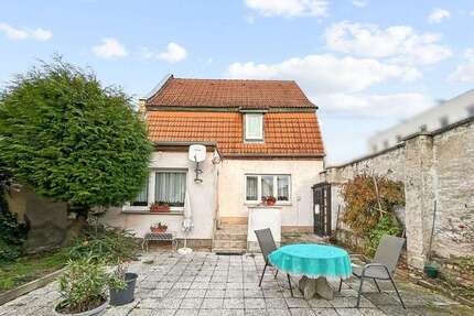 Haus zum Kaufen in Braunsbedra 120.000,00 € 125.5 m²