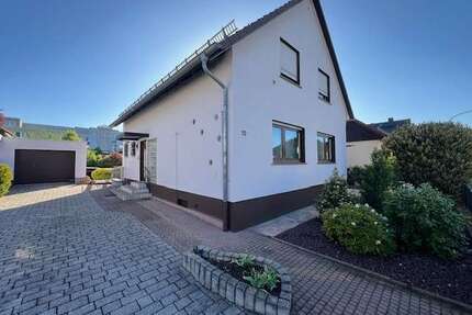 Haus zum Kaufen in Raunheim 540.000,00 € 122 m²