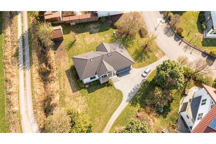 Grundstück zu verkaufen in Hallerndorf 249.000,00 € 798 m²