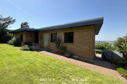 Haus zum Kaufen in Obernkirchen 279.000,00 € 251.84 m²