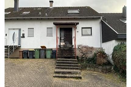 KLEINES ZUHAUSE MIT POTENZIAL - 299.900,00&nbsp;EUR Kaufpreis, ca.&nbsp; 136,00&nbsp;m&sup2;&nbsp;Wohnfl&auml;che in Gernsbach (PLZ: 76593)