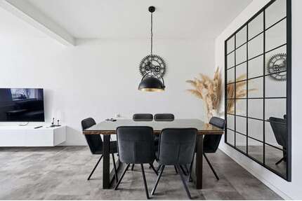 Haus zum Kaufen in Eppingen 399.000,00 € 156.54 m²