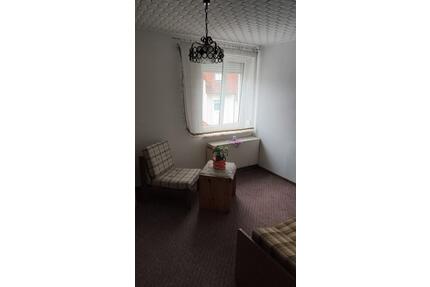 vermittung zimmer - 550,00&nbsp;EUR Kaltmiete, ca.&nbsp; 13,00&nbsp;m&sup2; in Wehingen (PLZ: 78564)