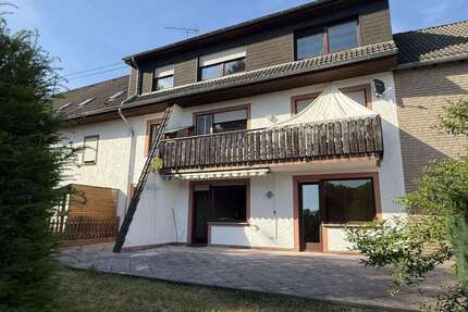 Haus zum Kaufen in Weidenbach 145.000,00 € 194 m²