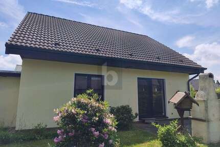 Haus zum Mieten in Grimma 890,00 € 110 m²