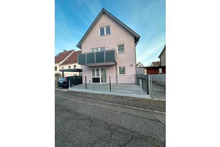 Schöne 2,5 Zimmer Wohnung mit Terasse in Sulzfeld