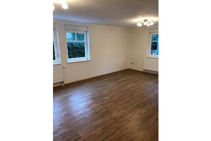 83 m² EG-Wohnung mit Garten, Terrasse & Stellplatz in Winnweiler