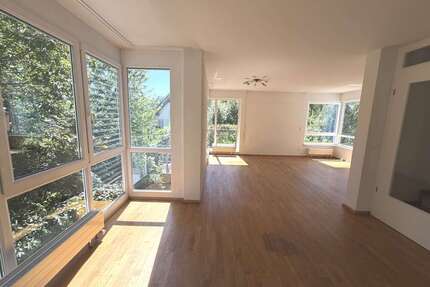Haus zum Kaufen in Freiburg 1.090.000,00 € 200 m²